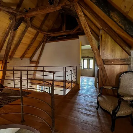 Restored Medieval Watchtower In The Perigord Сasa de vacaciones Bayac